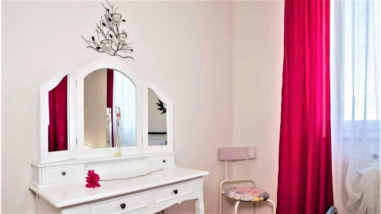 Oasis 1 Apartment